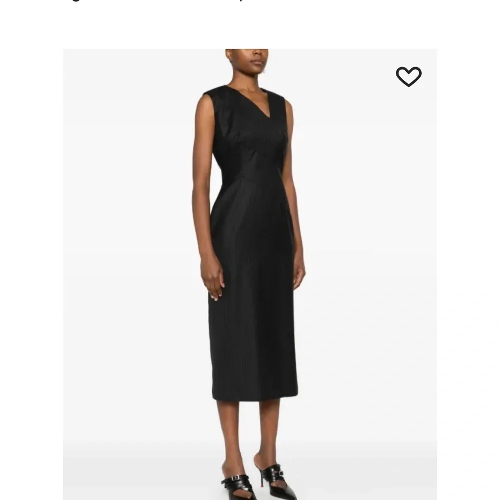 Alexander McQueen pinstripe structured midi dress - Picture 2 of 16